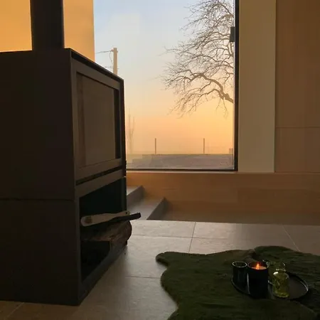 Holiday home Woodhouse94 *